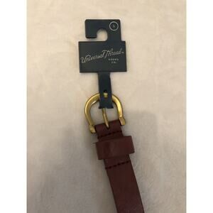 Universal Thread Womens Belt Small Burgundy Buckle Faux Leather Horseshoe NEW
